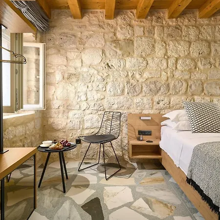 History Hvar 1529