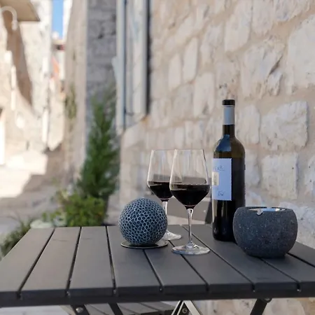 بيت ضيافة History Hvar Design Heritage هفار